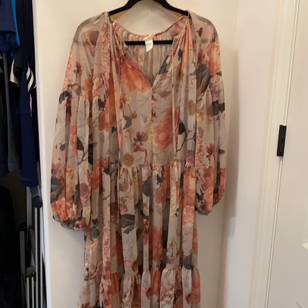 H&M Fall Chiffon Dress Size M